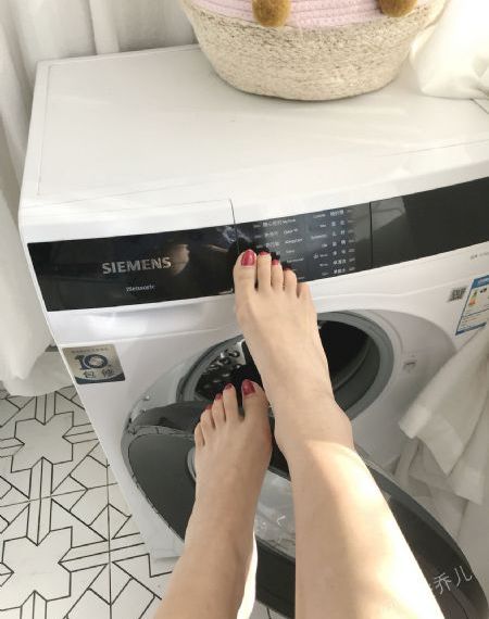 女人趴下脱了内裤光着视频-神马视频欧美在线观看
