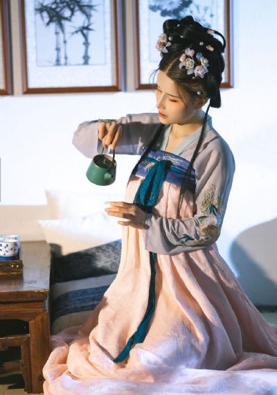 亚洲国产美女福利直播秀一区二区-加长版国语版完整版